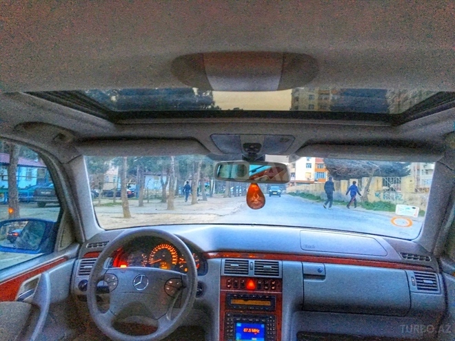 Mercedes C 220 2001, 280,000 km - 2.2 l - Bakı