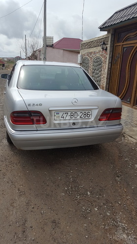 Mercedes E 240 1998, 362,374 km - 2.4 л - Bakı