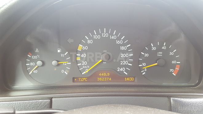 Mercedes E 240 1998, 362,374 km - 2.4 л - Bakı