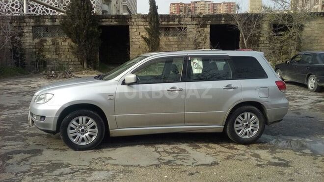 Mitsubishi Airtrek 2001, 214,000 km - 2.4 l - Bakı