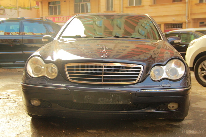 Mercedes C 240 2000, 210,000 km - 2.4 l - Bakı