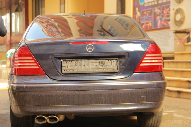 Mercedes C 240 2000, 210,000 km - 2.4 l - Bakı