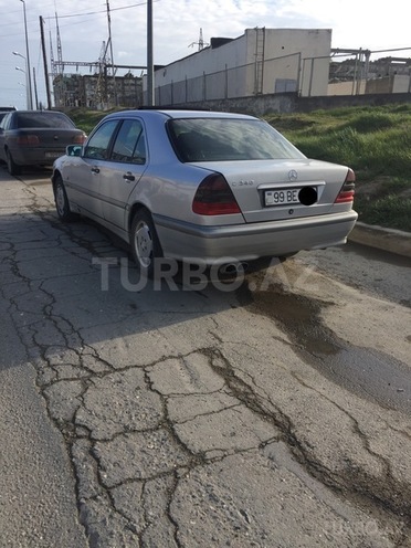 Mercedes C 240 1998, 266,000 km - 0.3 l - Bakı