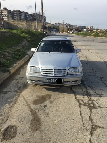 Mercedes C 240 1998, 266,000 km - 0.3 l - Bakı