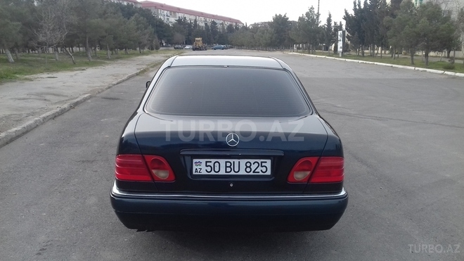 Mercedes E 240 1997, 234,000 km - 2.6 l - Sumqayıt
