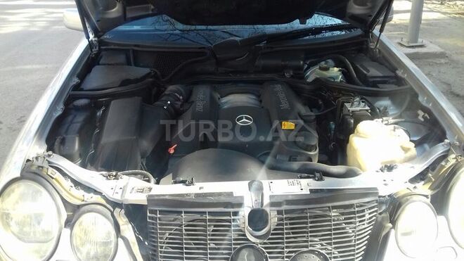 Mercedes E 240 1998, 250,000 km - 2.4 л - Gəncə