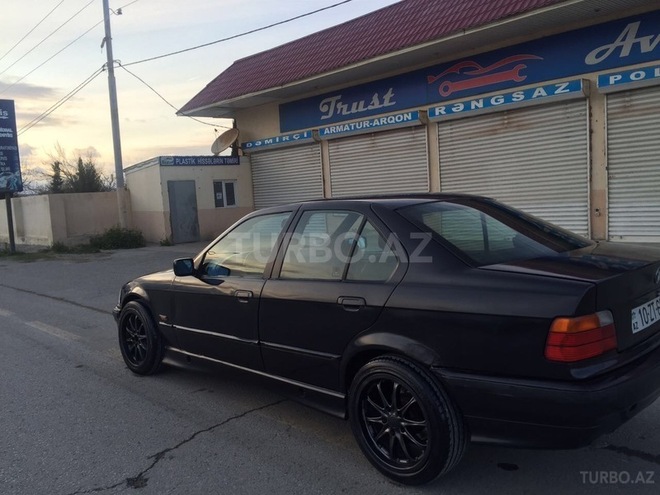 BMW 320 1995, 380,000 km - 2.0 l - Sumqayıt