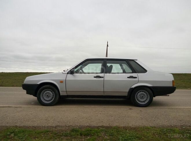 LADA (VAZ) 21099 2002, 150,000 km - 1.5 l - Qusar