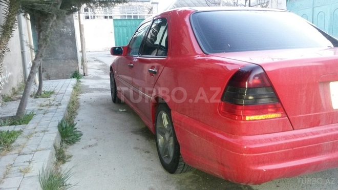 Mercedes C 240 1999, 177,000 km - 2.4 l - Bakı