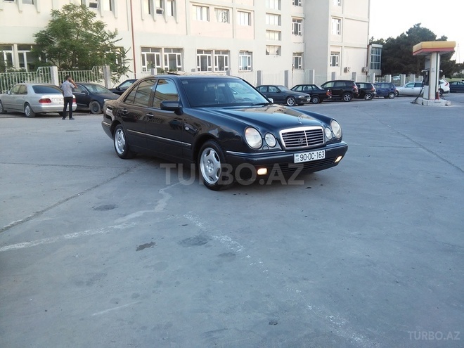 Mercedes E 240 1998, 250,000 km - 2.4 л - Bakı