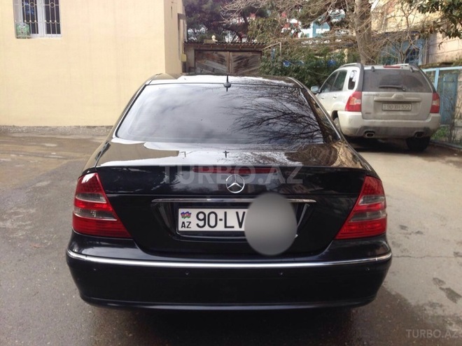 Mercedes E 220 2003, 253,000 km - 2.2 l - Bakı