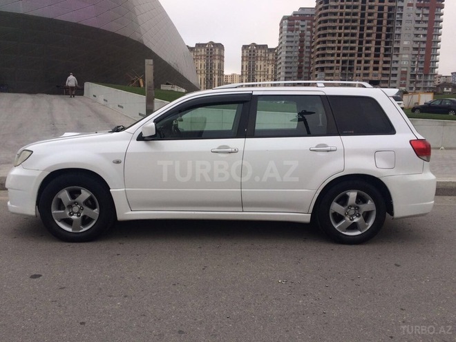 Mitsubishi Airtrek 2002, 170,000 km - 2.0 l - Bakı