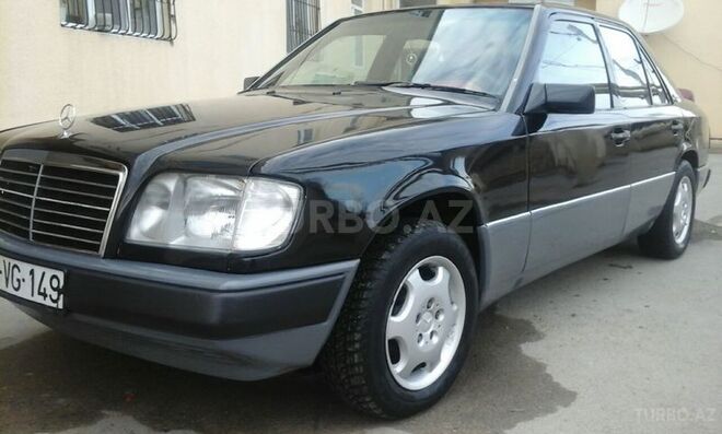 Mercedes E 200 1986, 280,000 km - 2.0 l - Bakı