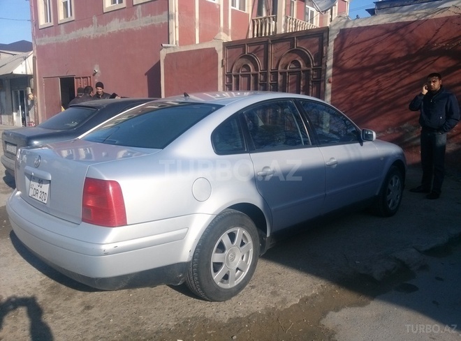Volkswagen Passat 1999, 470,851 km - 1.8 л - Bakı