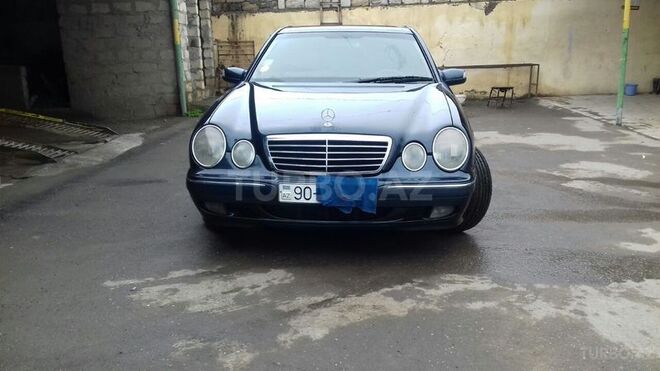 Mercedes E 220 1999, 306,000 km - 2.2 l - Gəncə