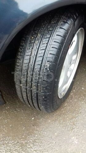 Mercedes E 220 1999, 306,000 km - 2.2 l - Gəncə