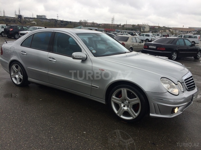 Mercedes E 240 2002, 226,100 km - 2.4 l - Sumqayıt