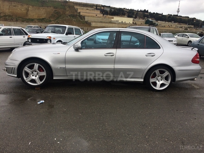 Mercedes E 240 2002, 226,100 km - 2.4 l - Sumqayıt