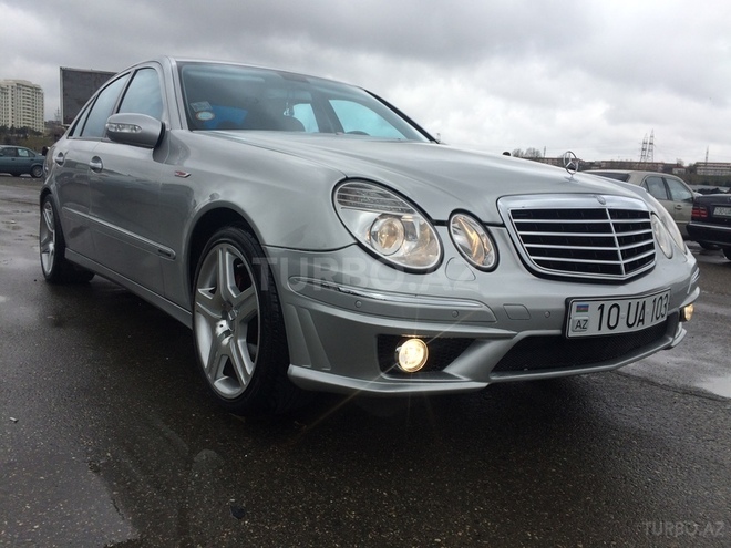 Mercedes E 240 2002, 226,100 km - 2.4 l - Sumqayıt
