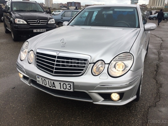 Mercedes E 240 2002, 226,100 km - 2.4 l - Sumqayıt