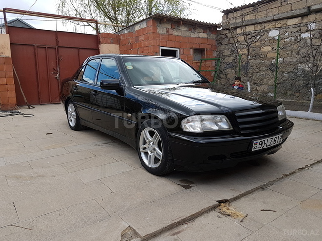 Mercedes C 180 1997, 250,000 km - 1.8 л - Bakı