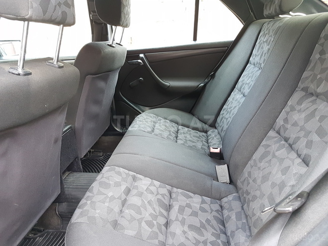 Mercedes C 180 1997, 250,000 km - 1.8 л - Bakı