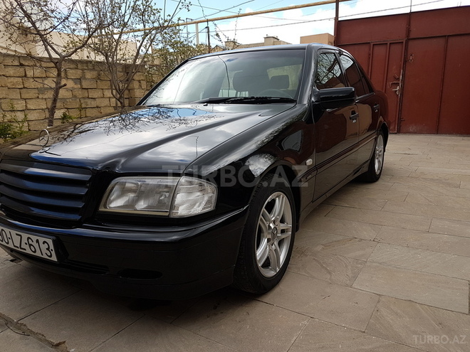 Mercedes C 180 1997, 250,000 km - 1.8 л - Bakı