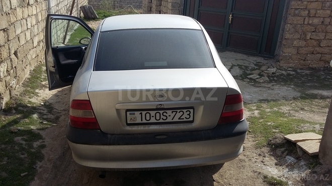 Opel Vectra 1997, 320,000 km - 0.2 л - Bakı