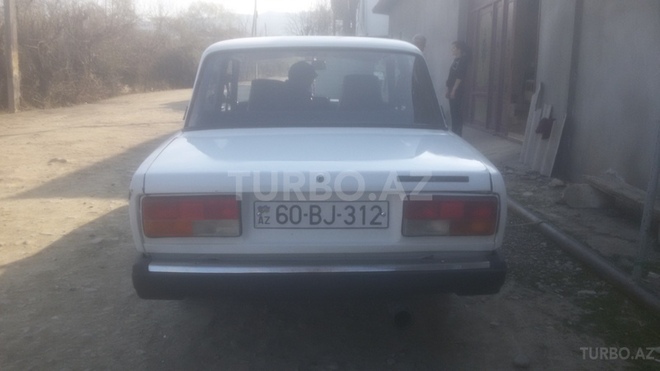 LADA (VAZ) 2105 1983, 144,000 km - 1.3 l - Tovuz