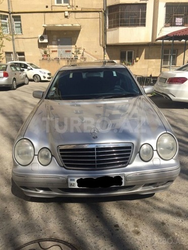 Mercedes E 270 2000, 217,000 km - 2.7 l - Bakı