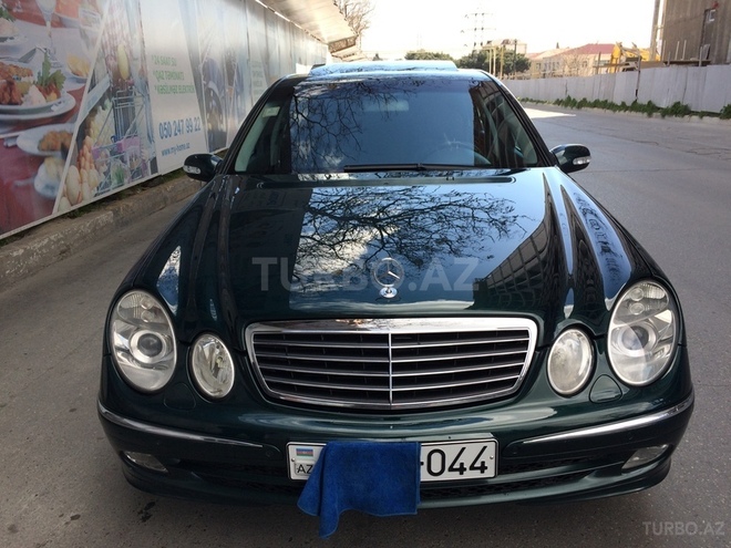 Mercedes E 270 2002, 250,000 km - 2.7 l - Bakı