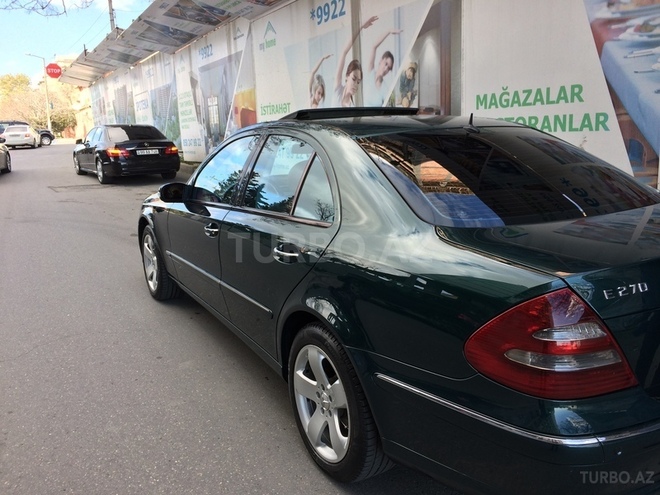 Mercedes E 270 2002, 250,000 km - 2.7 l - Bakı