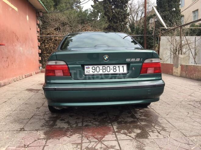 BMW 528 1997, 250,000 km - 2.8 л - Bakı