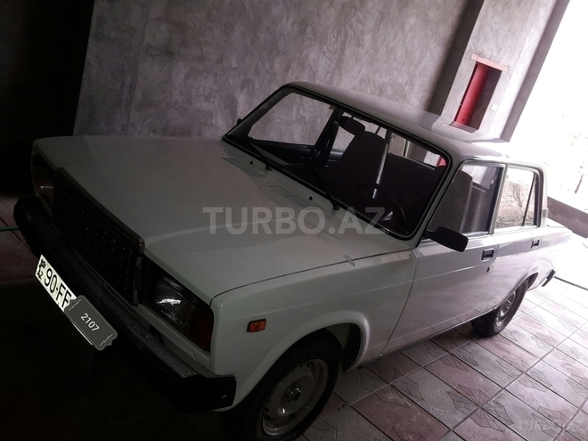 LADA (VAZ) 2107 2009, 140,000 km - 1.6 л - Gəncə