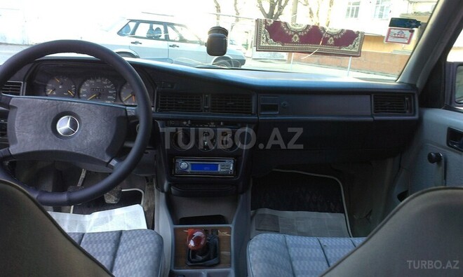 Mercedes 190 1991, 225,000 km - 2.0 l - Sumqayıt