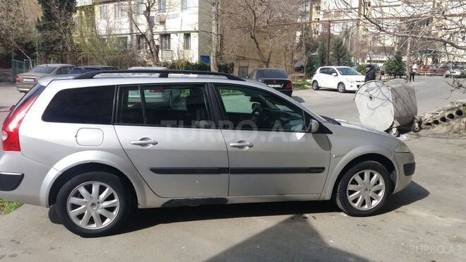 Renault Megane 2005, 235,000 km - 2.0 l - Bakı