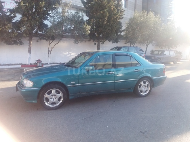 Mercedes C 240 1998, 259,000 km - 2.4 l - Bakı