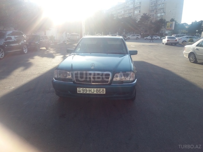 Mercedes C 240 1998, 259,000 km - 2.4 l - Bakı