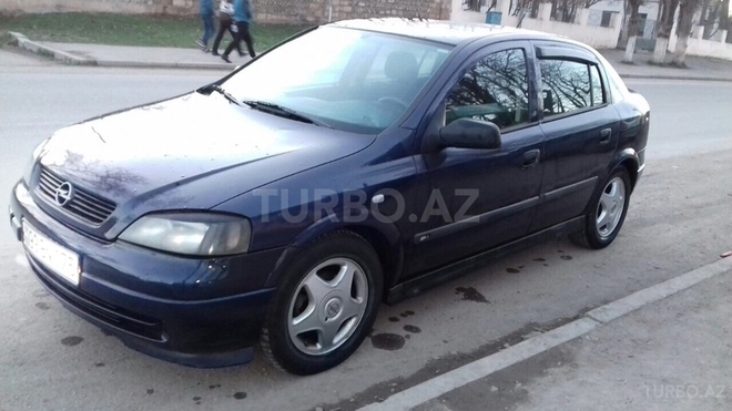 Opel Astra 1999, 300,000 km - 1.6 л - Quba
