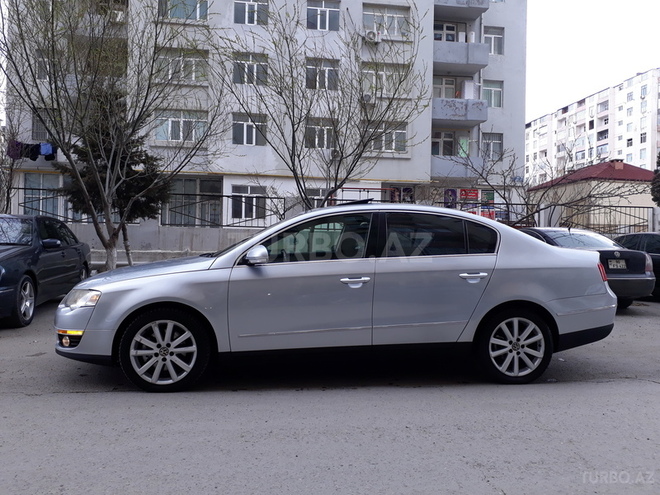 Volkswagen Passat 2009, 180,000 km - 2.0 l - Bakı