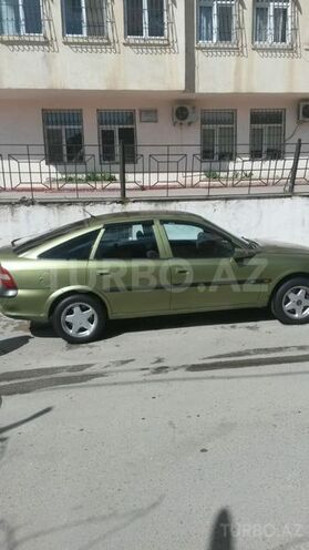 Opel Vectra 1997, 320,000 km - 2.0 l - Bakı