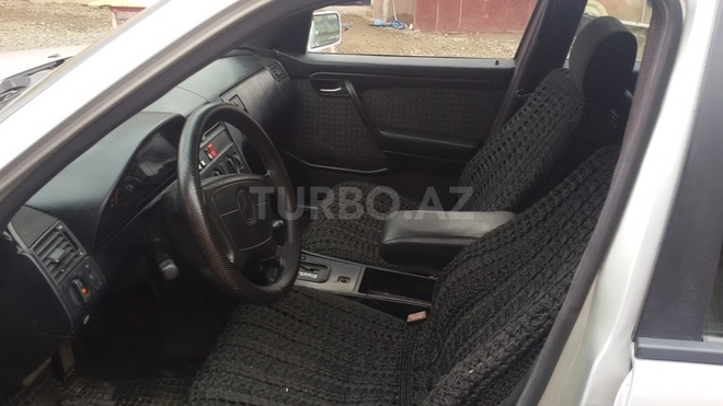 Mercedes C 180 1994, 235,000 km - 1.8 l - Qazax