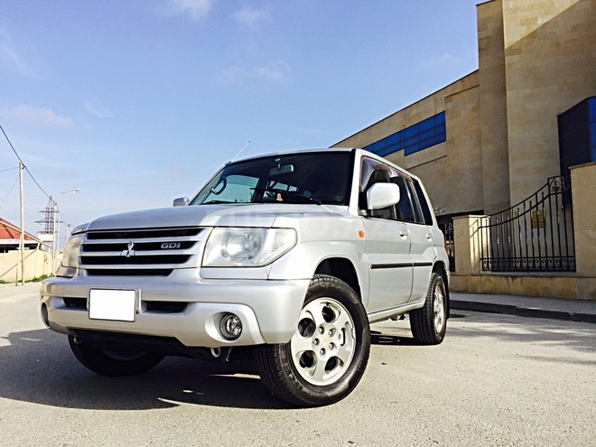 Mitsubishi Pajero io 2001, 139,500 km - 2.0 l - Bakı