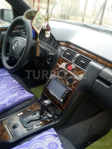 Mercedes E 230 1996, 230,000 km - 0.1 l - Bakı