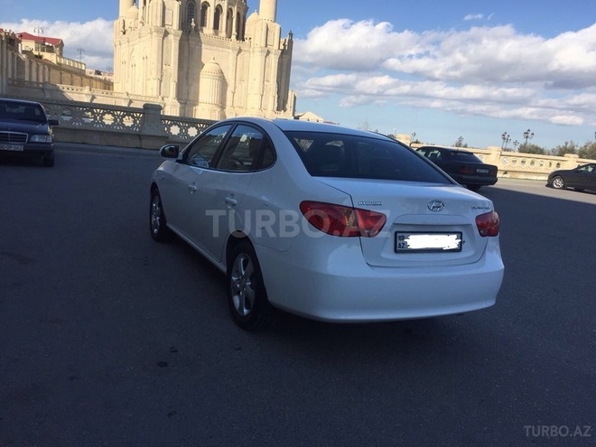 Hyundai Elantra 2009, 87,700 km - 2.0 l - Bakı