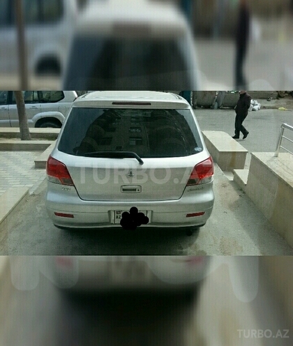 Mitsubishi Airtrek 2002, 174,000 km - 2.4 л - Bakı