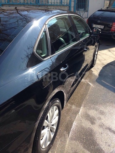 Volkswagen Passat 2013, 82,000 km - 0.3 l - Bakı