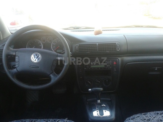 Volkswagen Passat 2001, 200,000 km - 1.8 l - Sumqayıt
