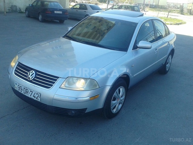 Volkswagen Passat 2001, 200,000 km - 1.8 l - Sumqayıt