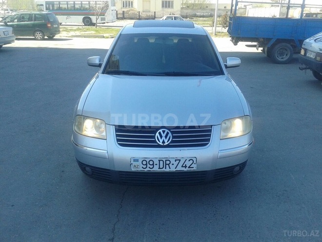 Volkswagen Passat 2001, 200,000 km - 1.8 l - Sumqayıt